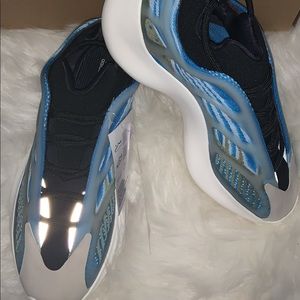 Yeezy 700 sneakers